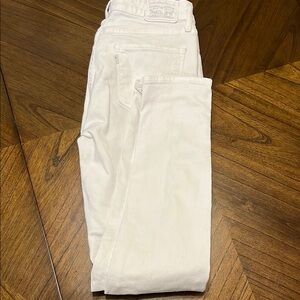 Levi's White Skinny Jeans Classic Style